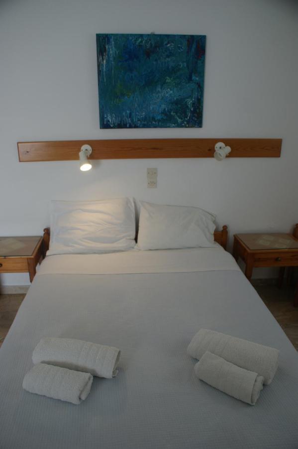 Hotel Eleftheria Páros 외부 사진
