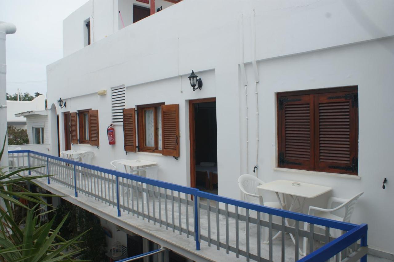 Hotel Eleftheria Páros 외부 사진