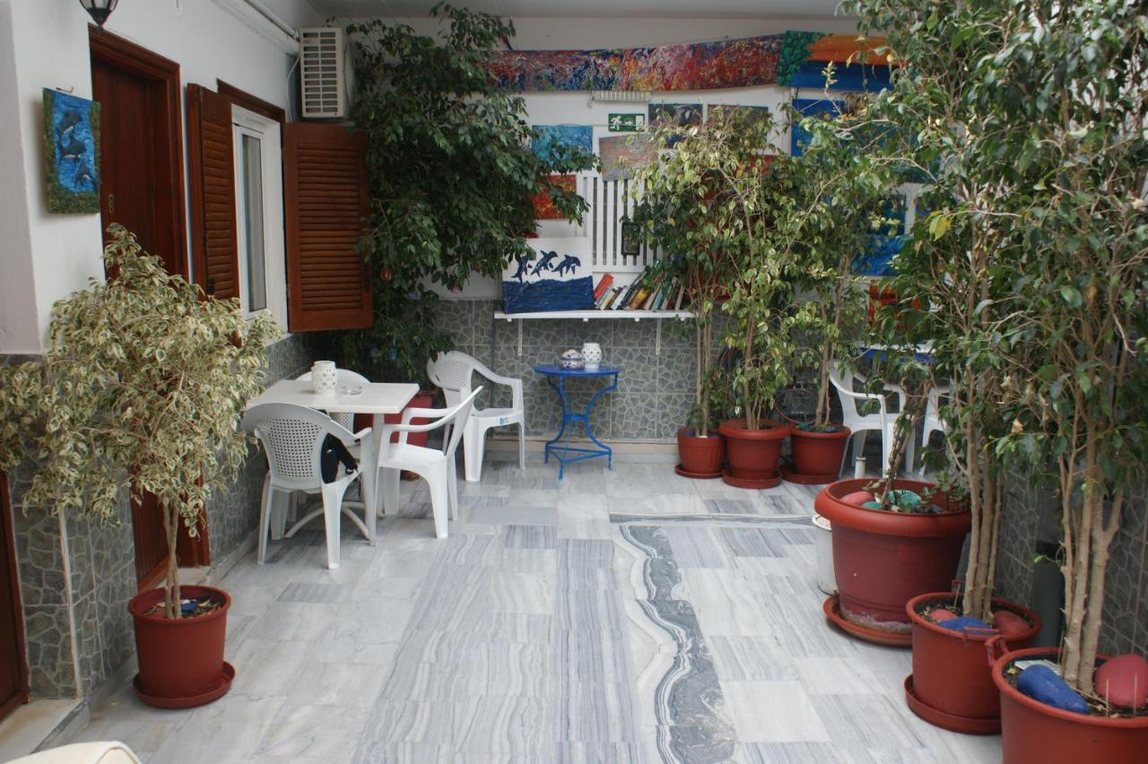 Hotel Eleftheria Páros 외부 사진