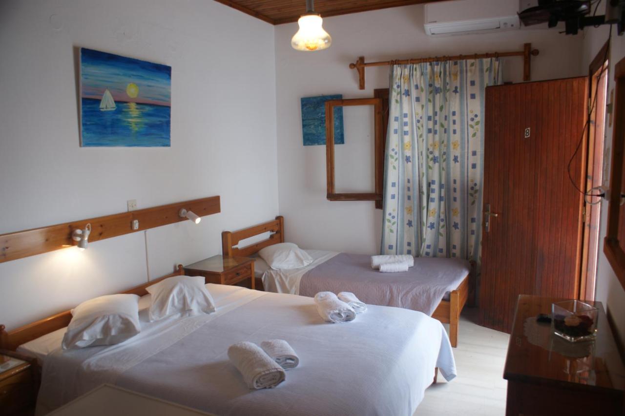 Hotel Eleftheria Páros 외부 사진