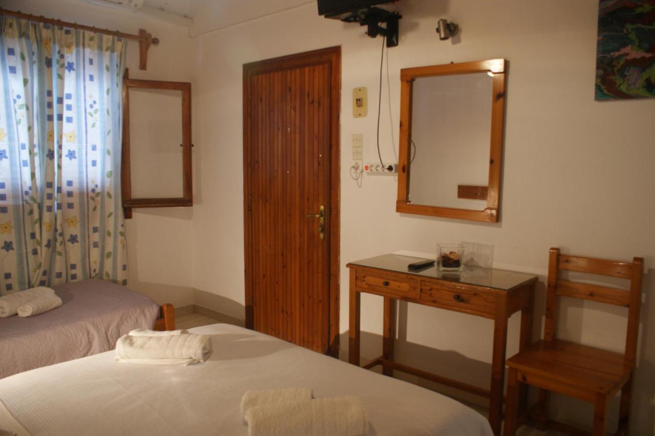 Hotel Eleftheria Páros 외부 사진