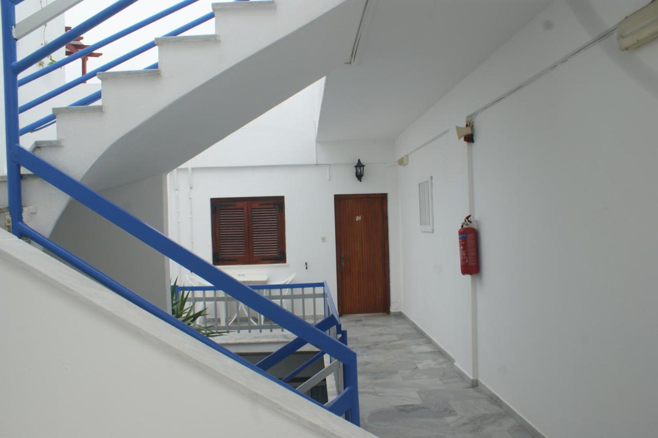 Hotel Eleftheria Páros 외부 사진