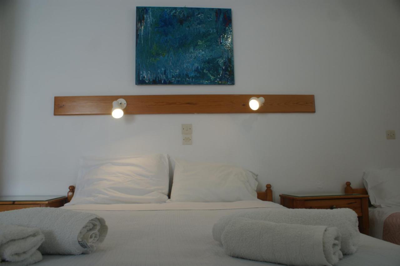 Hotel Eleftheria Páros 외부 사진