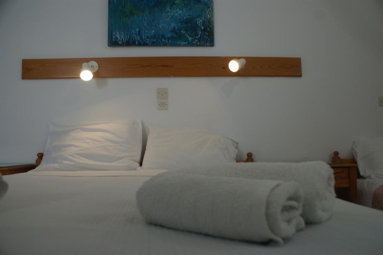 Hotel Eleftheria Páros 외부 사진