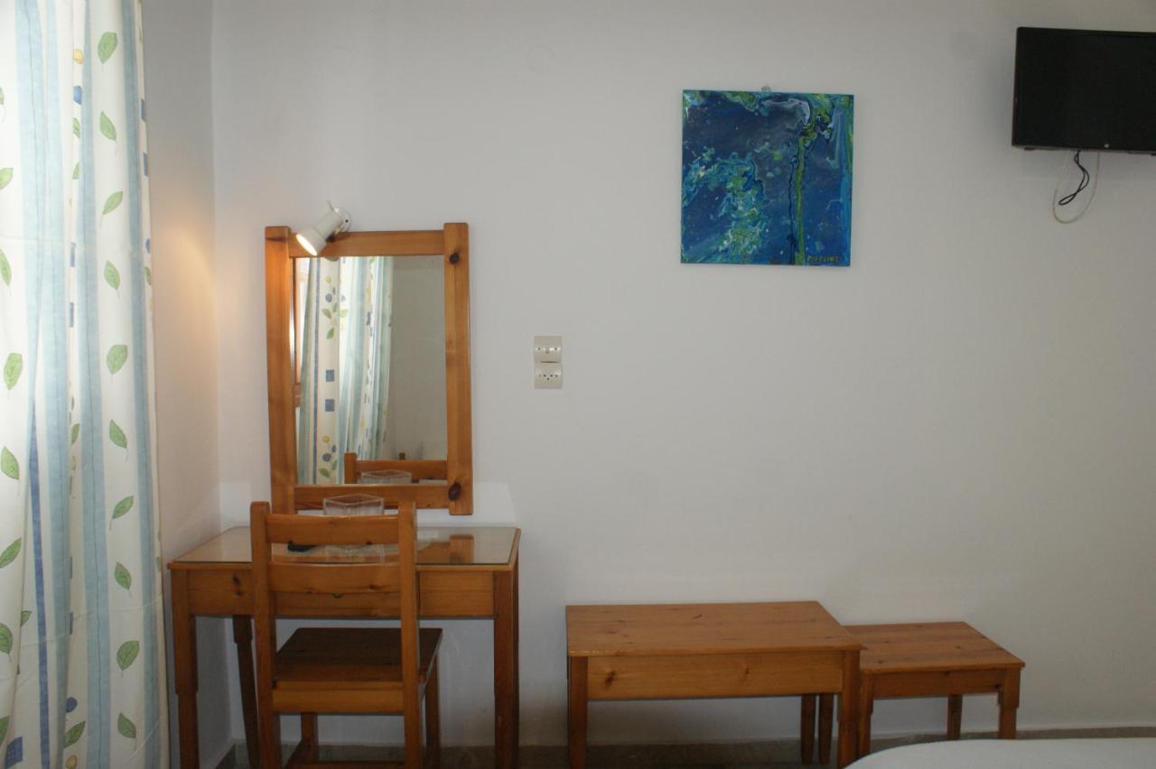 Hotel Eleftheria Páros 외부 사진