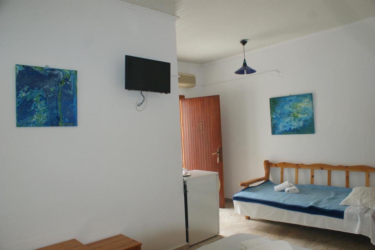 Hotel Eleftheria Páros 외부 사진